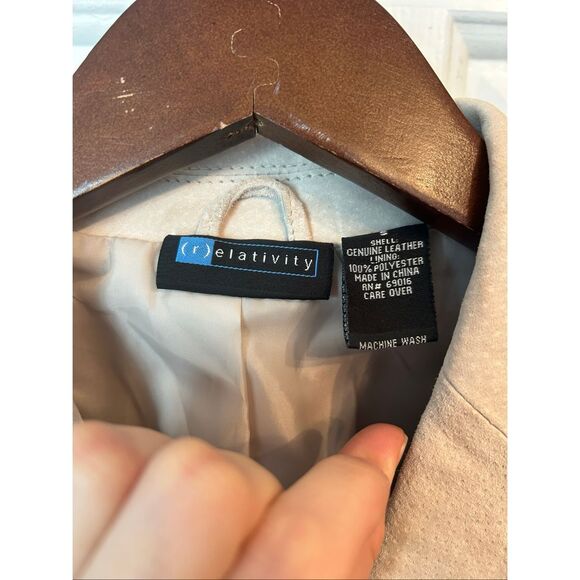 Relativity tan suede/leather jacket size small - Picture 2 of 7